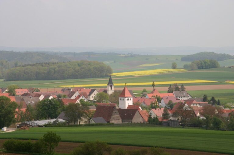 Ländlicher Raum zwischen Dinkelsbühl und Nördlingen