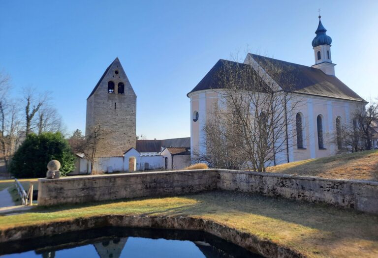 Außenansicht auf mittelalterliche Klosteranlage Wessobrunn