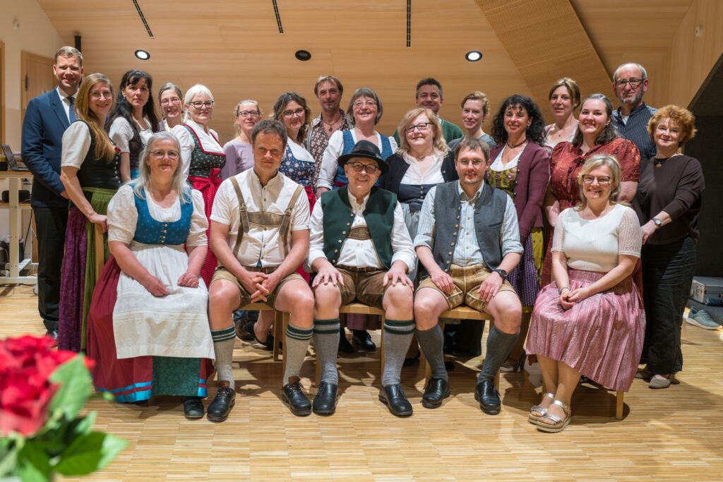 Zertifizierte Musiker für die Vermittlung von Volksmusik im schulischen Ganztag