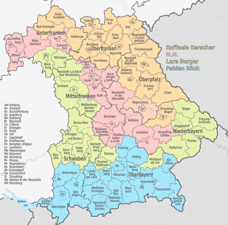 Eine Bayernkarte, nach Landkreisen aufgeteilt. Jeder Landkreis ist einer Farbe zugeordnet, die einem Stipendiaten gehört.